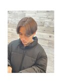 メンズカラースタイルセンターパート