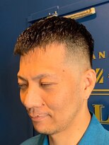 ミリオンバックス 神田店(Million Bucks)&nbsp;スパイキーショート/スペインカール<理容室>[メンズ/床屋/神田]