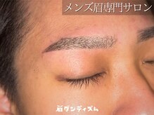 眉ダンディズム 大阪本町店の雰囲気（初めてのお客様でも悩みを相談しやすく通いやすいよう完全個室◎）