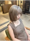 【HAIR MAKE DESART】グレーベージュレイヤーカット