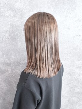 アンバール(amberl) ホワイトアッシュカラー