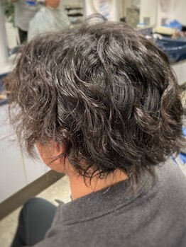 ビービースタイル 八尾店(BB STYLE)の写真/ONもOFFもキマるスタイルをご提案!人気のフェードからスパイラルパーマまで休日のオシャレもお任せください