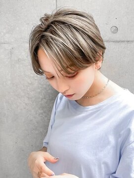 ギークス(GEEKS) 【GEEKS渋谷】レイヤーショート/グレーブラウン/シャギー/冬ヘア