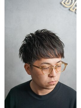 タフ バーバーショップ(TOUGH BARBER SHOP) 束感マッシュ