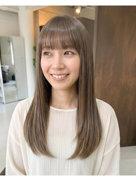 零秒女髪 千里丘店 艶やかで上品な大人女性のセミロング美髪髪質改善艶髪艶感