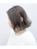 エイム ヘアメイク 横川店(eim HAIR MAKE) 切りっぱミディ × カーキアッシュ