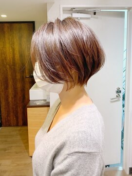 アヴァロン(AVALON) 【mag】絶壁解消大人かわいいアッシュショートパーマ永田カズヤ