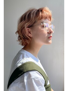 テラス 福島(Terrace) 金髪ボブ/レディースショート/ふんわりカール