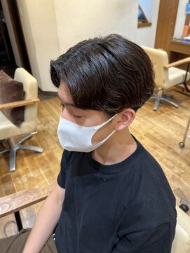 エクリ 麻布十番(equri) ニュアンスセンターパート