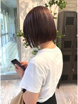 ヲタク(wotaku.)&nbsp;グレージュカラー透明感カラーダブルカラーケアブリーチミニボブ