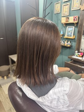 ルポ(Repos) 外はねボブスタイル