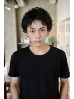 フィフス 原宿(fifth)&nbsp;ツイストスパイラルパーマメンズカットスパイキーショート30代