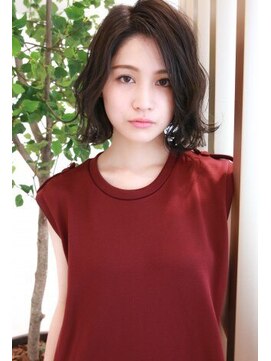 セロン(Serong) Serong <色っぽふんわりボブ＞