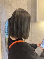 スト 静岡鷹匠(sto)&nbsp;着物ヘア/ダークアッシュ/ミディアムレイヤーカット/静岡鷹匠