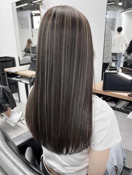 キラ 渋谷(KILLA) ハイライトカラー/ブリーチダブルカラー/白髪ぼかしハイライト