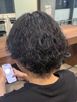 アウラ(AURA)&nbsp;サーフカールパーマメンズパーマ縦落ちパーマ波巻きパーマ