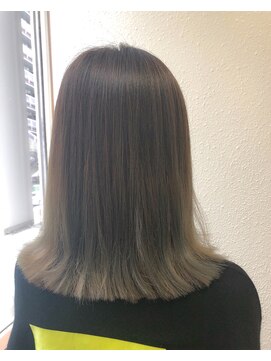 シエロ 池袋西口(Cielo) グラデーション×切りっぱなしロブ