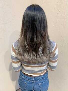 リベルテ(Liberte) 【リアルサロンワーク】ホワイトグラデーションカラー