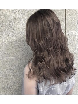 ラピス 名古屋 栄店(Lapis) 【Lapis 名古屋 2号店】emo beige