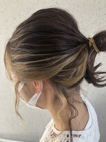 リジー(Risy)&nbsp;ハイライトも映えるアレンジスタイル