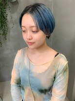 テトヘアー(teto hair) ハンサムショート、水色カラー、ブルーカラー、グラデーション