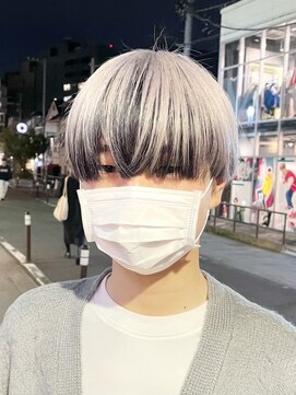 ワンズクロエ 原宿店(ONE's Chloe) ホワイトカラー/インナーカラー/韓国風/原宿/原宿駅