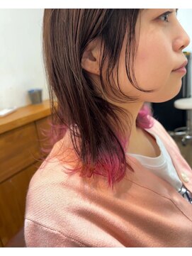 コンパス(COMPASS) ピンクの毛先カラー