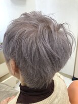 ブランシュール(Blancheur)&nbsp;白髪を生かしたスタイル★