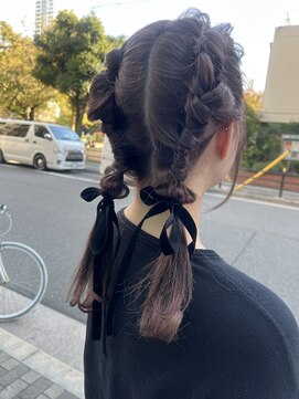 リーホリエ(Lee Horie) ツイン編み下ろし　【MOMOKA】