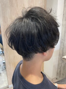 エヌアンドエー せんげん台店(N&A) 重めマッシュ×ツーブロック 黒髪短髪ビジネス スーツに合う