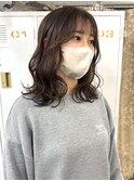 レイヤーカット×アッシュブラウン