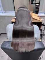 エミリー(Emily)&nbsp;ロング