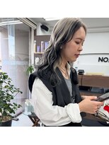 ノア(NOA by KENJE) デザインカラー. ホワイト×ベージュ.