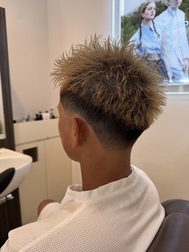 ルシードスタイルビーシャイン(LUCIDO STYLE B SHINE) 豊橋ビーシャイン★テーパーフェード