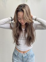 ビューシンサイバシ(VIEW SHINSAIBASHI)&nbsp;レイヤー前髪カット顔周りハイライトベージュ20代30代