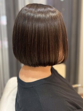 ザビー(THE B) 本八幡×コンパクトボブ×ツヤ髪×アディクシーカラー