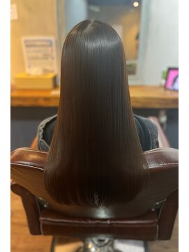 スローネ(THRONE) 縮毛矯正で艶髪／20代30代40代／新宿／髪質改善