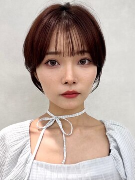 丸みが可愛い艶感コンパクトショート