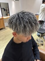 フラム ヘアデザイナーズ(FuLAM Hair designers*)&nbsp;ツイスト×ホワイトメッシュ