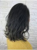 外国人風イルミナグレージュ切りっぱなしボブ