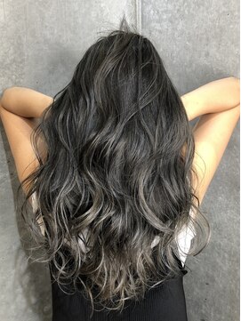 ロダット 横浜(LODAT by little) モノージュ×バレイヤージュ【LODAT横浜】