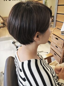 ヘアースタジオ ノラ(Hair studio NORA) ショート