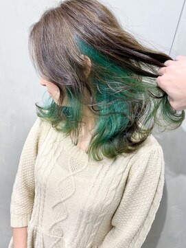 セシルヘアー(CECIL hair) CECIL 下北沢 インナーカラー ターコイズブルー
