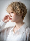 外国人風金髪ハイトーンカラーマッシュパーマw上尾10代20代30代