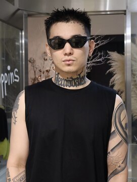 ポピンズ(poppins) 黒髪短髪