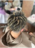 おしゃれ男子のメッシュカラー×ショート ブリーチあり