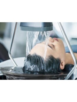 ヘッドスパ＆頭浸浴で日々の疲れをリフレッシュする、あなただけの極上サロンタイムをお過ごしください♪