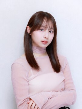 ララルーモ(LaLarOomo) 透明感ブラウンの大人ストレート