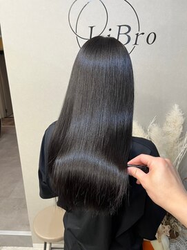 リブロ(LiBro) 美髪ダークアッシュ暗めカラーフェミニンロング大人ガーリー