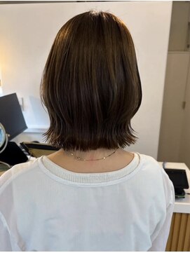 ミルヘアデザイン(mil hair design) グレージュ　艶髪　髪質改善　ブリーチ　ピンクベージュ　韓国風